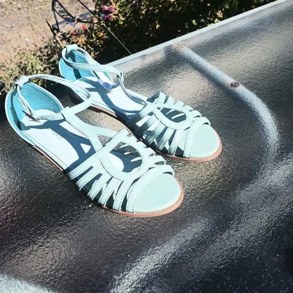 Princess highway (modcloth) sandals NWOT sz 40 - Picture 3 of 6